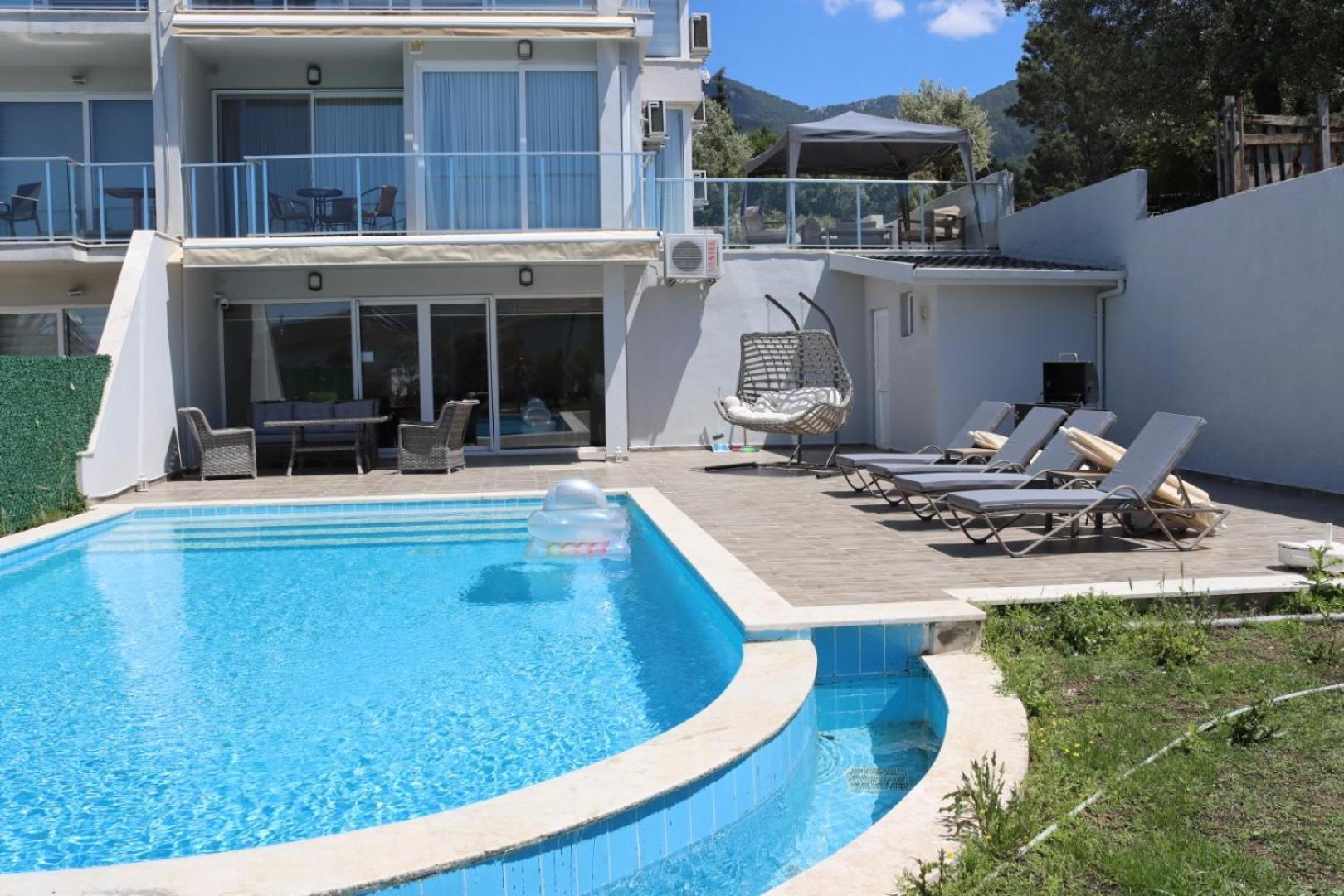 Vacation Home With Private Pool, Fethiye, Oludeniz Cedit Exterior foto